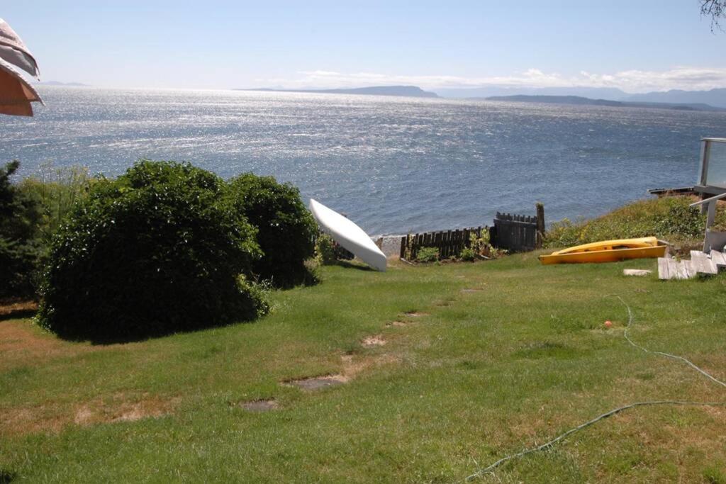 Oceanfront Paradise Comox Luaran gambar