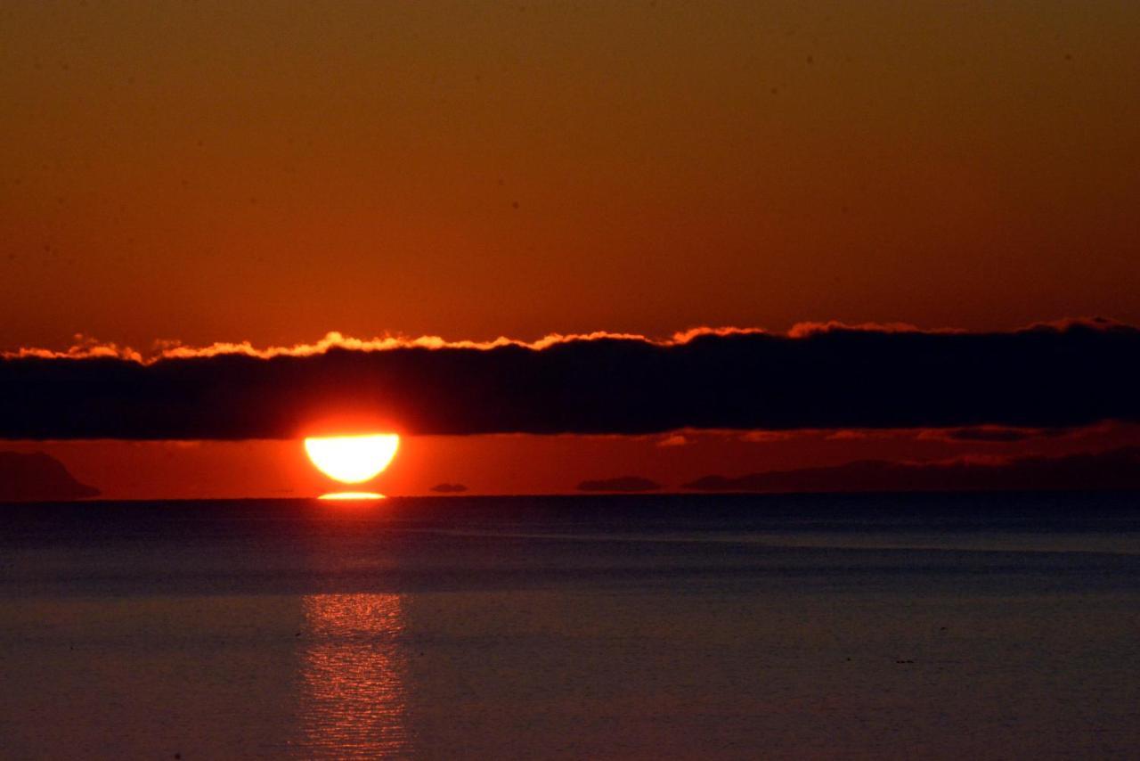 Oceanfront Paradise Comox Luaran gambar